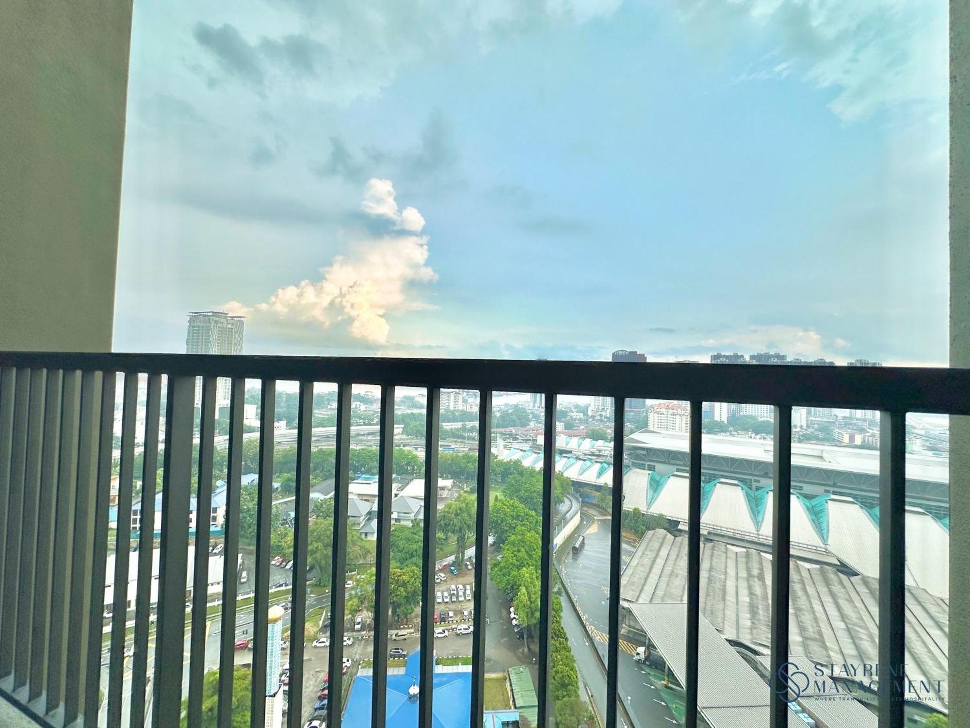 Twin Tower Residence Johor Bahru By Stayrene Exterior foto